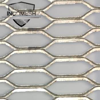 The picture shows different colors and hole shapes aluminum expanded metal facade meshes.